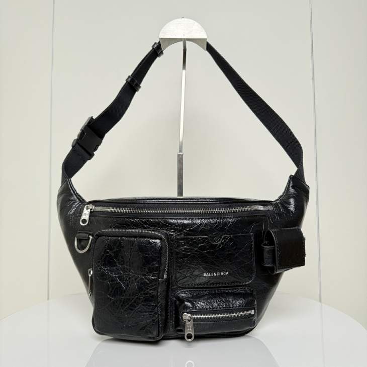 Picture of Balenciaga Handbags _SKUfw219657887fw